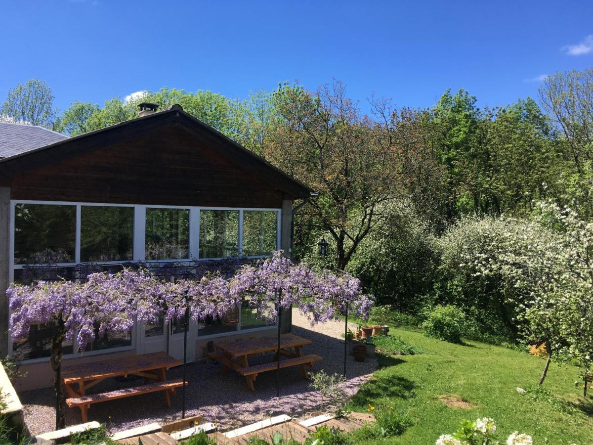 Le Clos Des Lucioles Acomodação com café da manhã Rueges Exterior foto